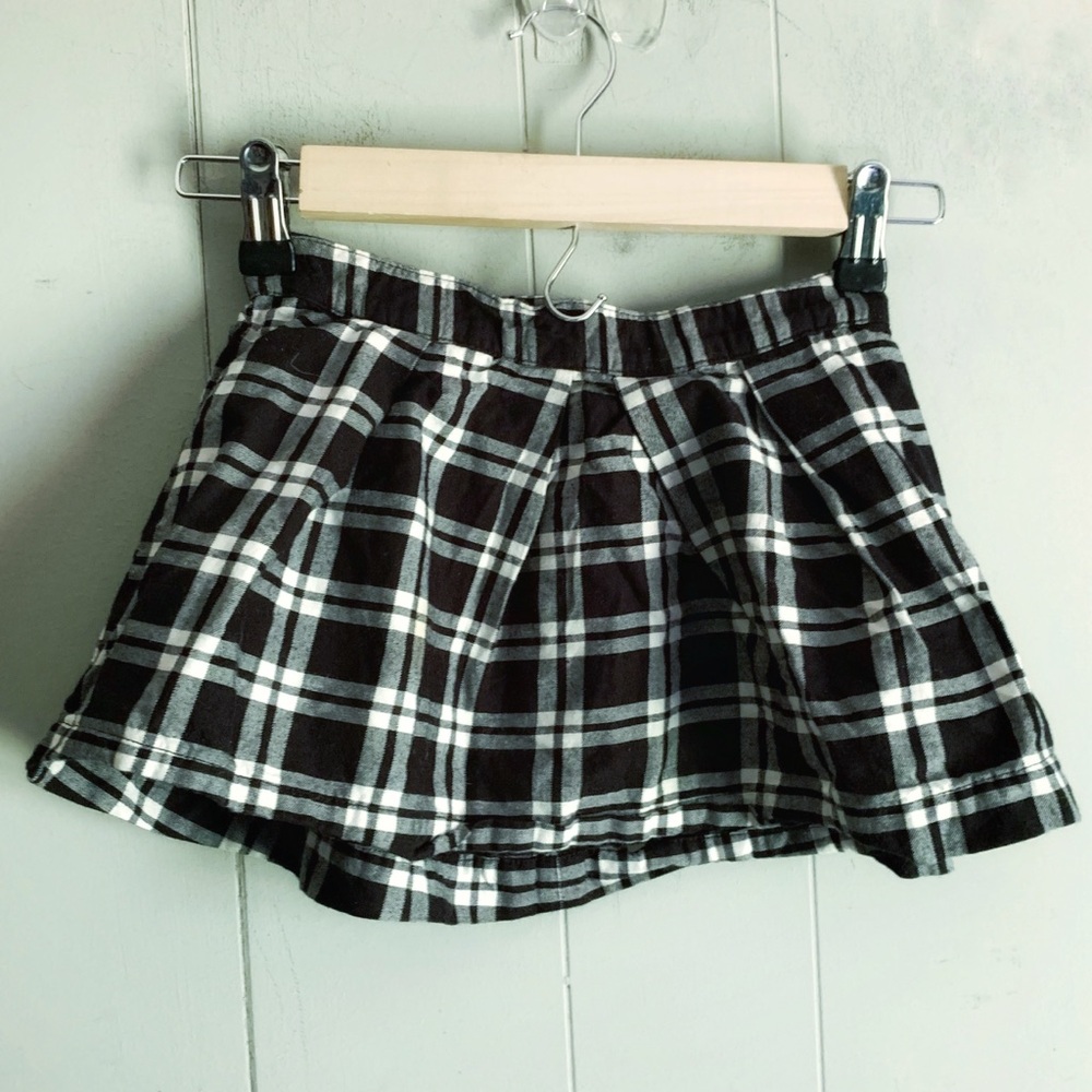 GAP KIDS B&W Plaid Pleated Mini Skirt 5